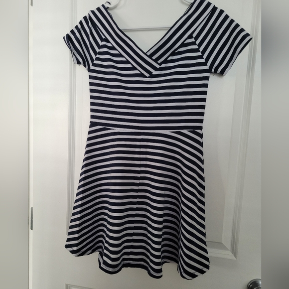 Cotton On Skater Dress size small - Picture 5 of 5